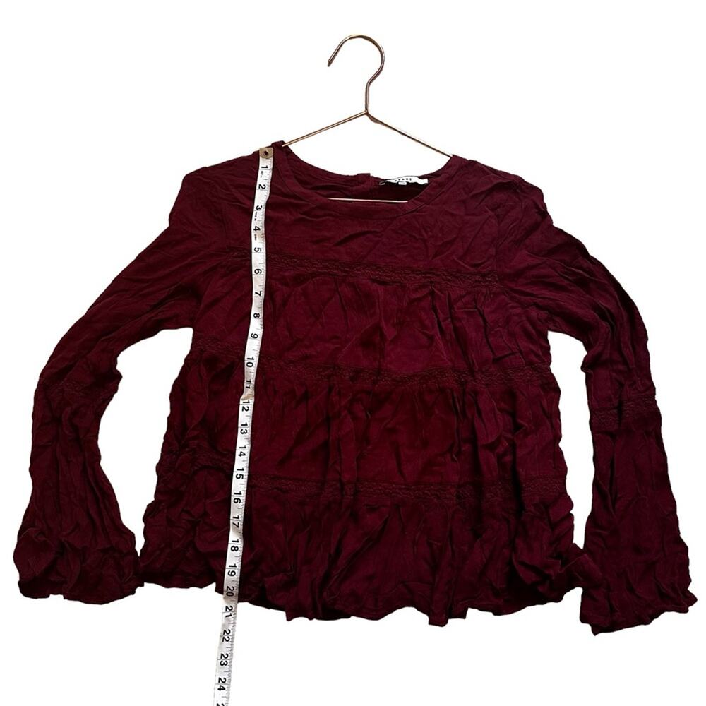 RO&DE burgundy tiered w/lace butterfly sleeve top size small - Picture 6 of 8
